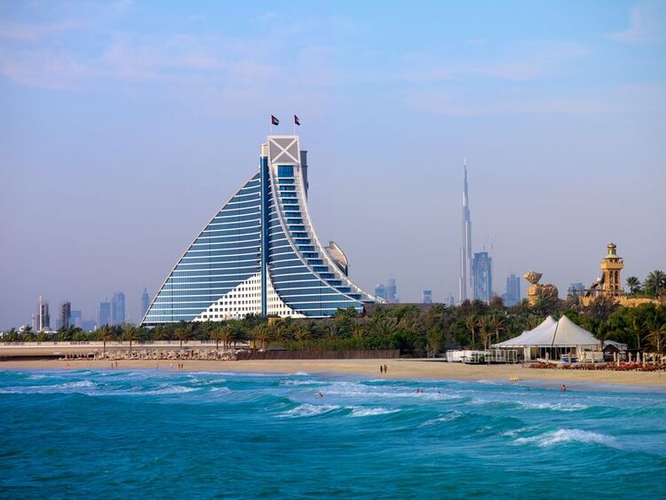 US-Iran Crisis Update: Impact on UAE Flights, Fuel and Shipping Explained